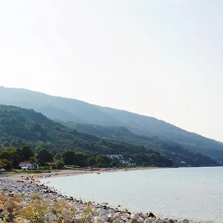 Tilion Seafront Garden *