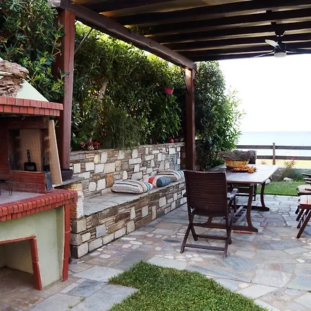 Tilion Seafront Garden Villa *
